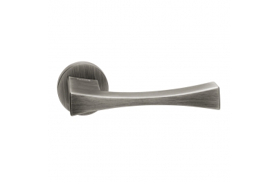 Artemide Series Fashion forme Door Handle on Round Rosette Frosio Bortolo Ergonomic Design