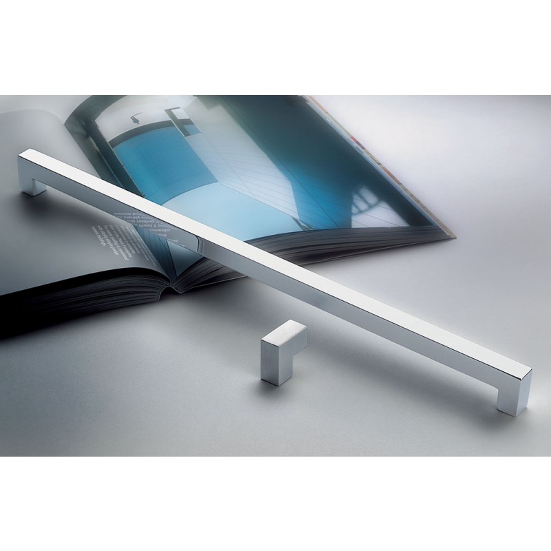 Alba Chrome Door Handle on Rosette Made in Italy by Colombo Design