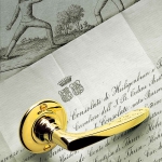 Busiri Natural Brass Door Handle on Rosette Ideal for Elegant House by Antologhia