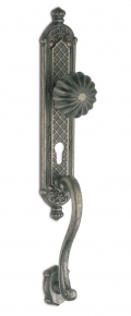 Queen Classique PFS Pasini Brass American Set on Plate