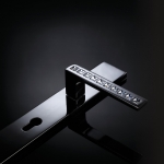 Reflex Door Handle on Plate Linea Calì Crystal