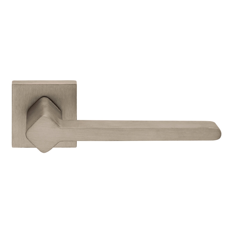 Galaxy Frosio Bortolo door handles in contemporary interior design